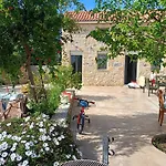Aloni Retreat Proastion (Messenia)