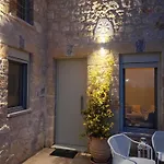 Villa Aloni Retreat