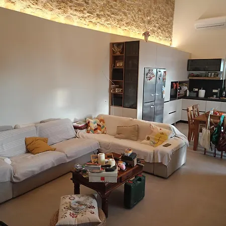 Aloni Retreat * Proástion