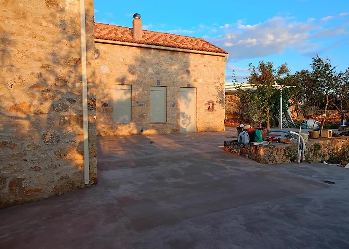 Villa Aloni Retreat *