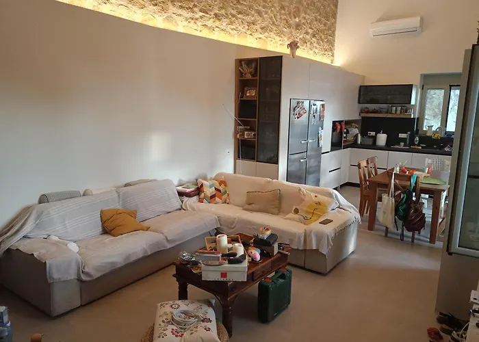 Aloni Retreat * Proástion