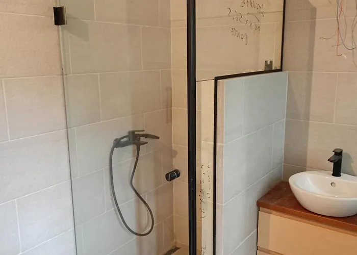 Aloni Retreat * Proástion